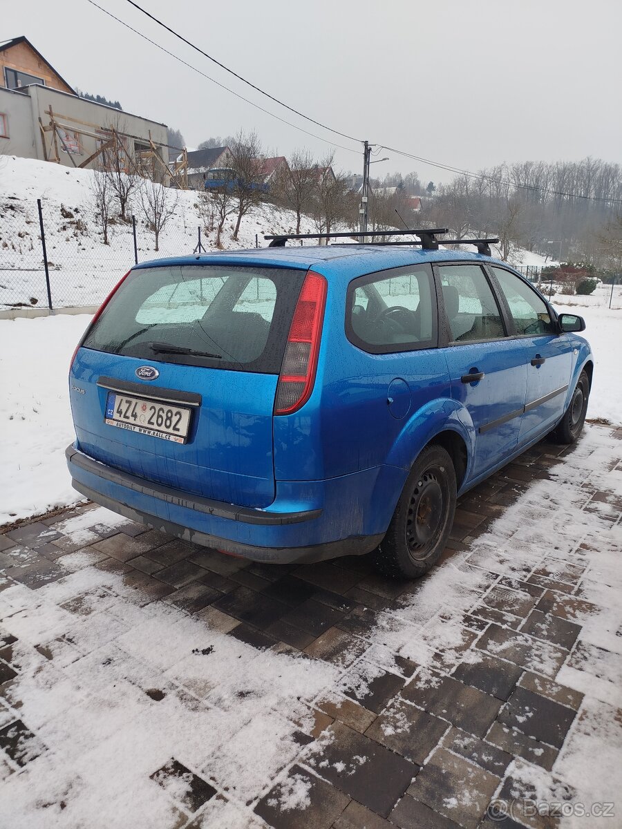 Auto na náhradní díly - 2