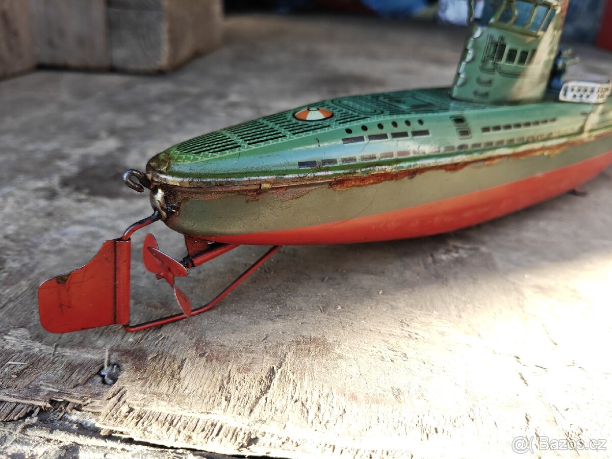 Předválečná ponorka Arnold - 2