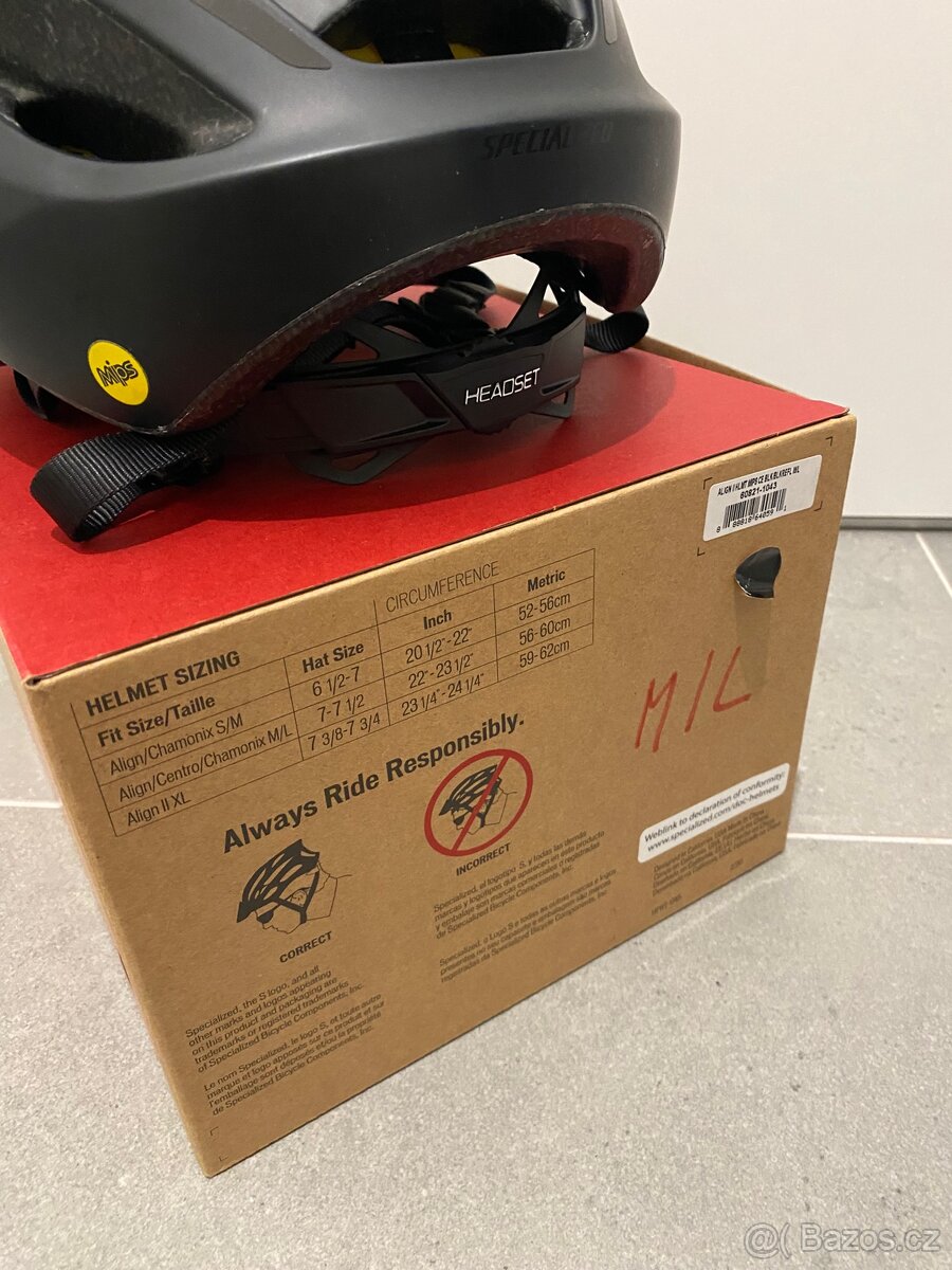 Cyklistická helma Specialized Align - 2