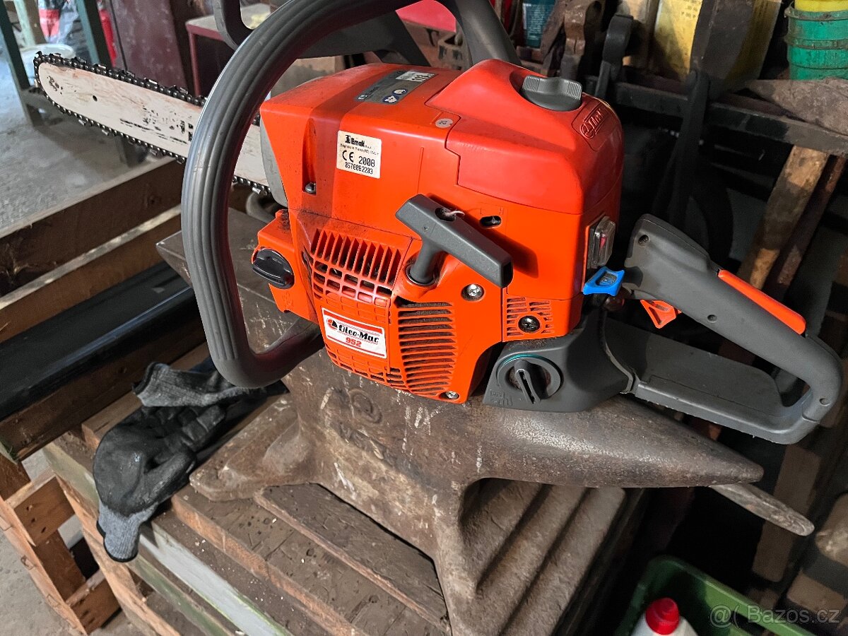 Motorová pila Oleo-Mac 952 - 2
