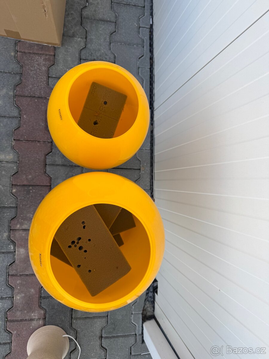 🟡 Vázy (Kahoku – designové) - 2