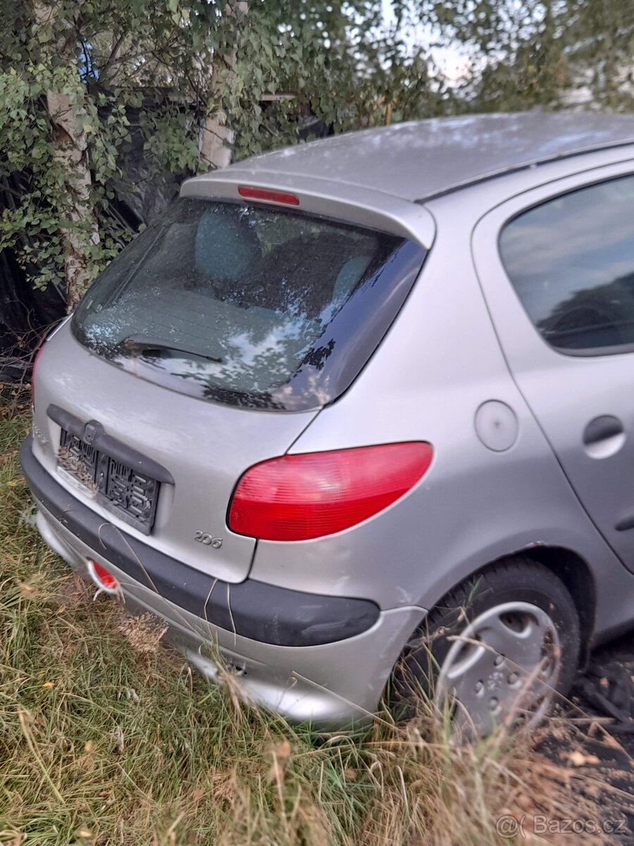 Peugeot 206 - 2