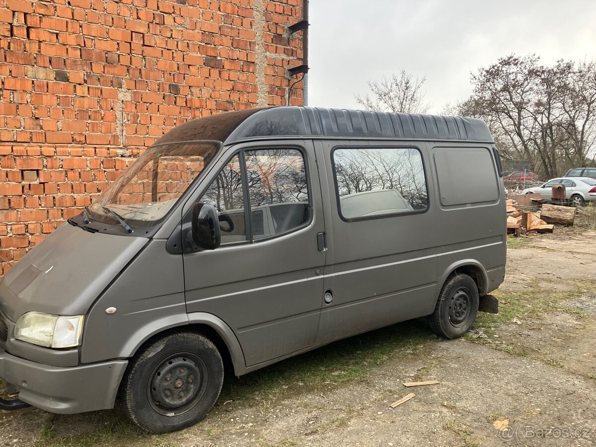 Ford Transit 2,5D - 2