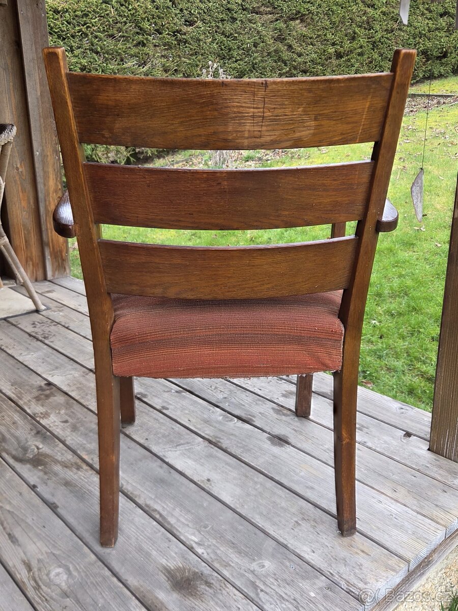 Prodej čalouněného křesla - 2