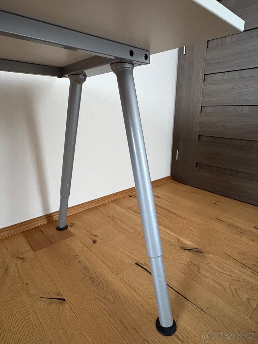 Psací stůl IKEA - 2