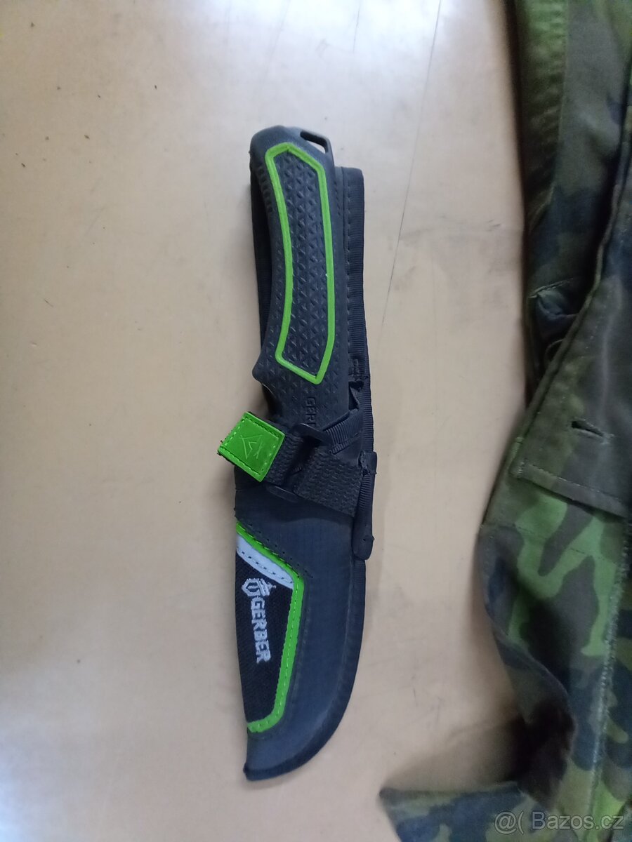 Nůž Gerber - 2