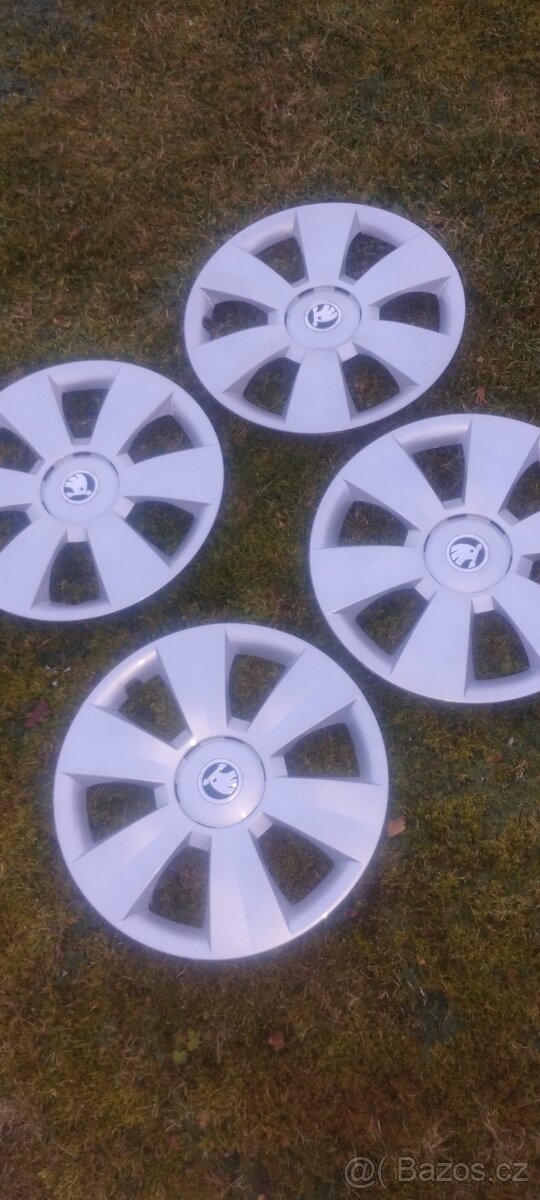Originální poklice Škoda - 2