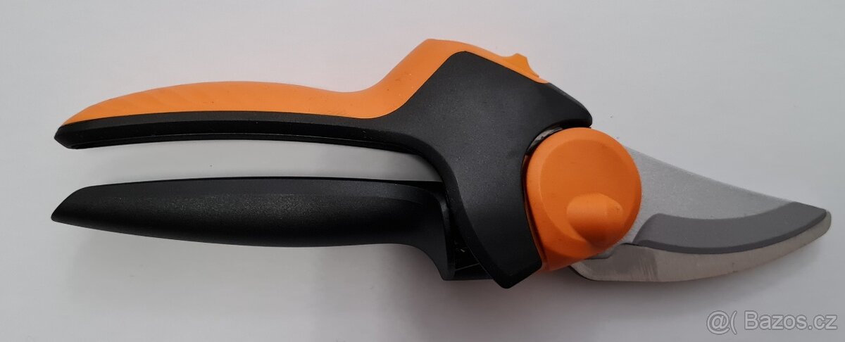 Fiskars P921 - Zahradní nůžky NOVÉ - 2