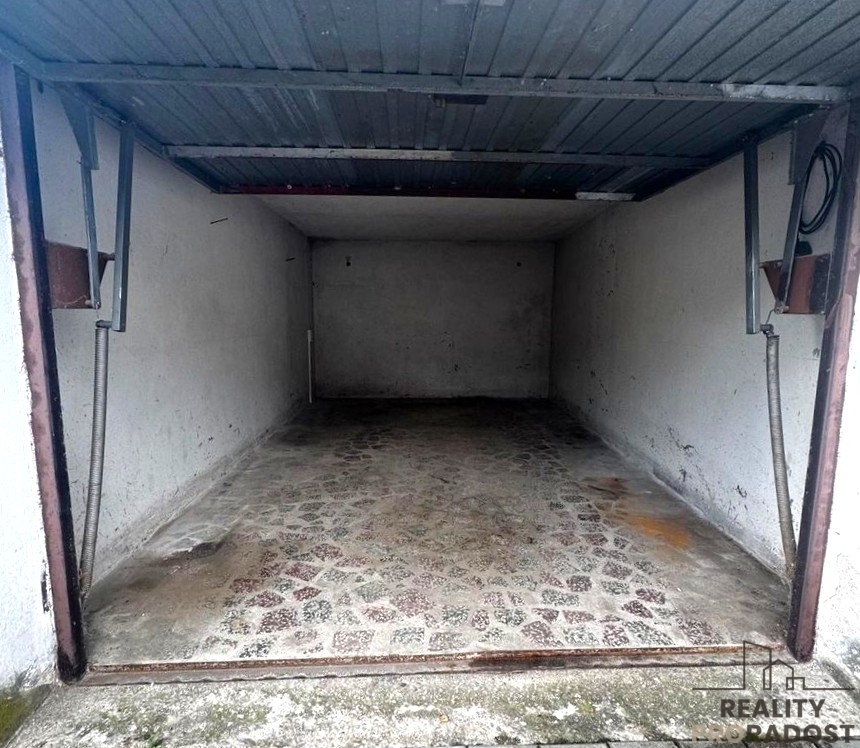 Prodej garáže v Polánce u Moravského Krumlova, garáž Polánka - 2