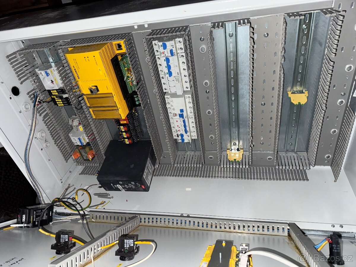 Průmyslový rozvaděč - 2