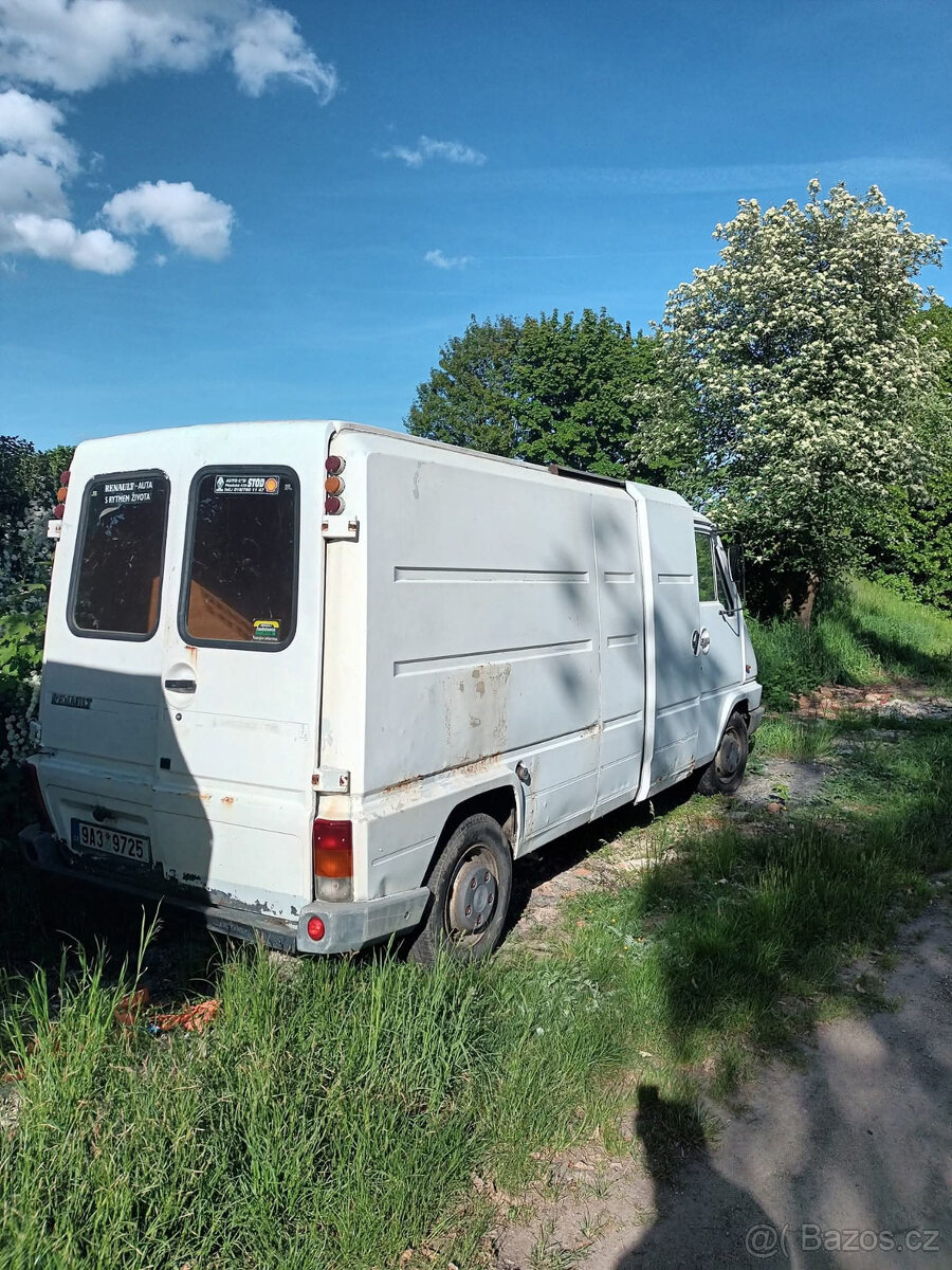 Renault Master, 2,5 D (dle vykonu v kW se jedna o turbo) - 2