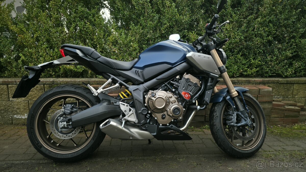 Honda CB650R 2021, plná výbava - 2