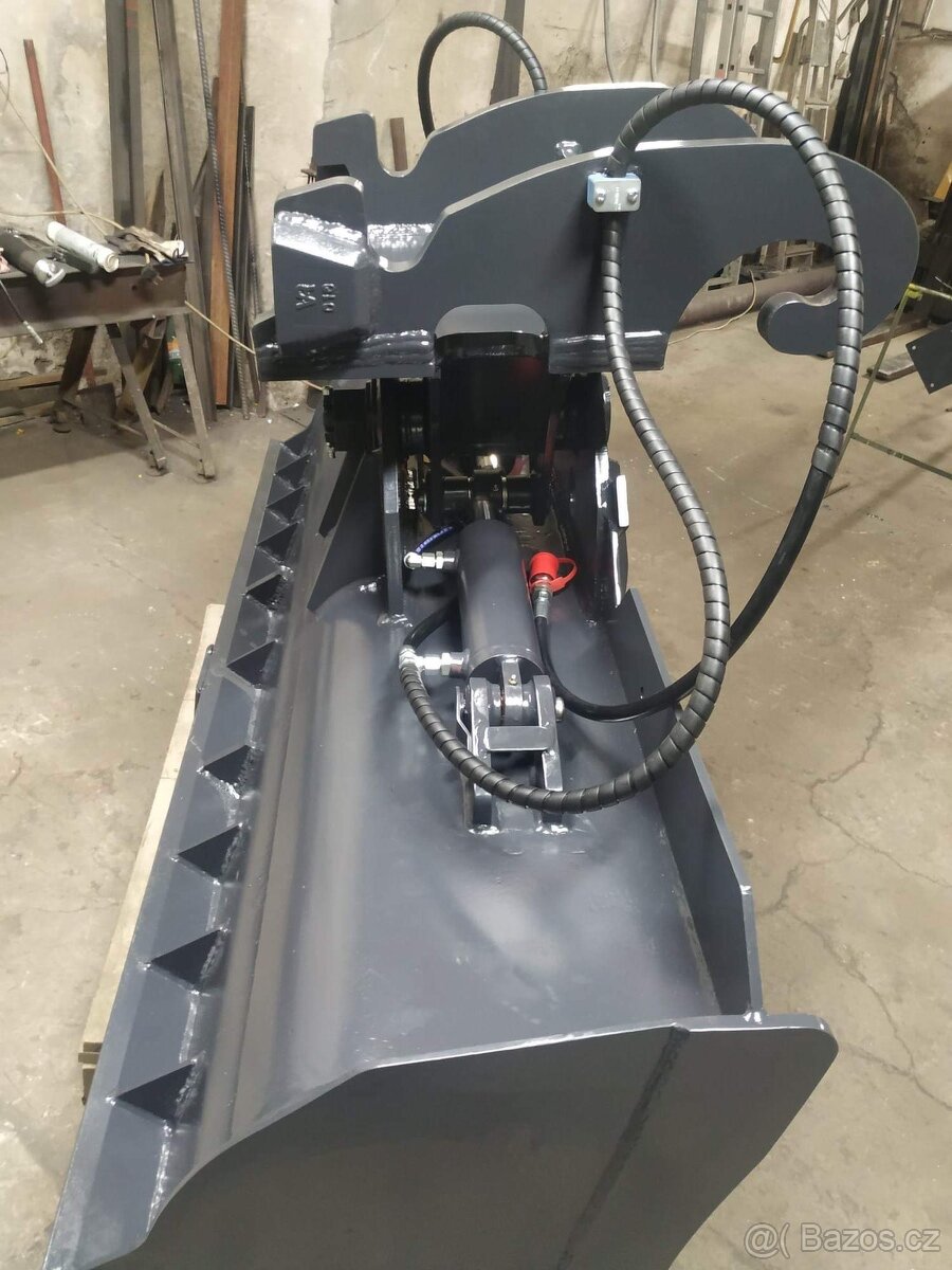 Nová svahová lžíce 2m CW20 - 2