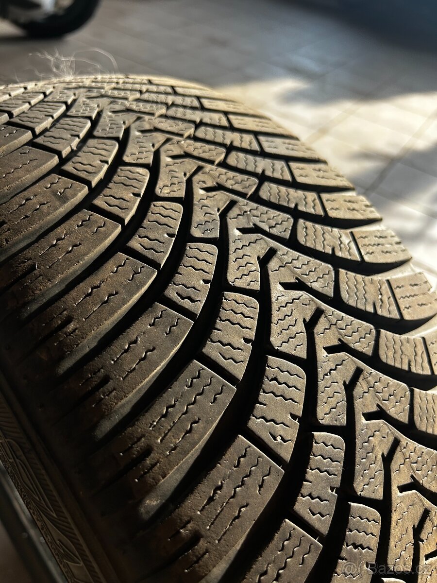 PRODÁM ZIMNÍ SADU NA FABIA III - 2