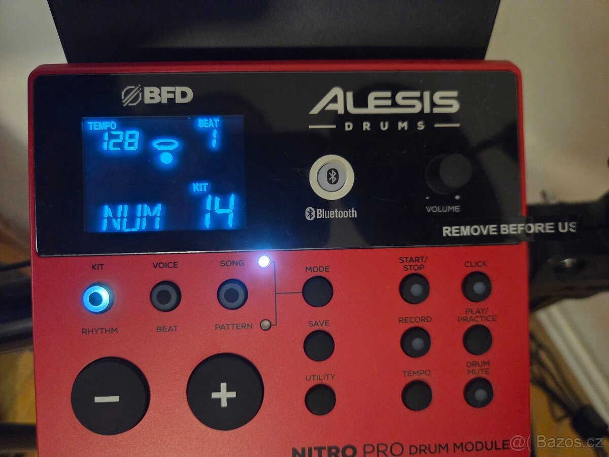 Set el. bicí Alesis Nitro Pro + židle + sluchátka. Stav nov - 2