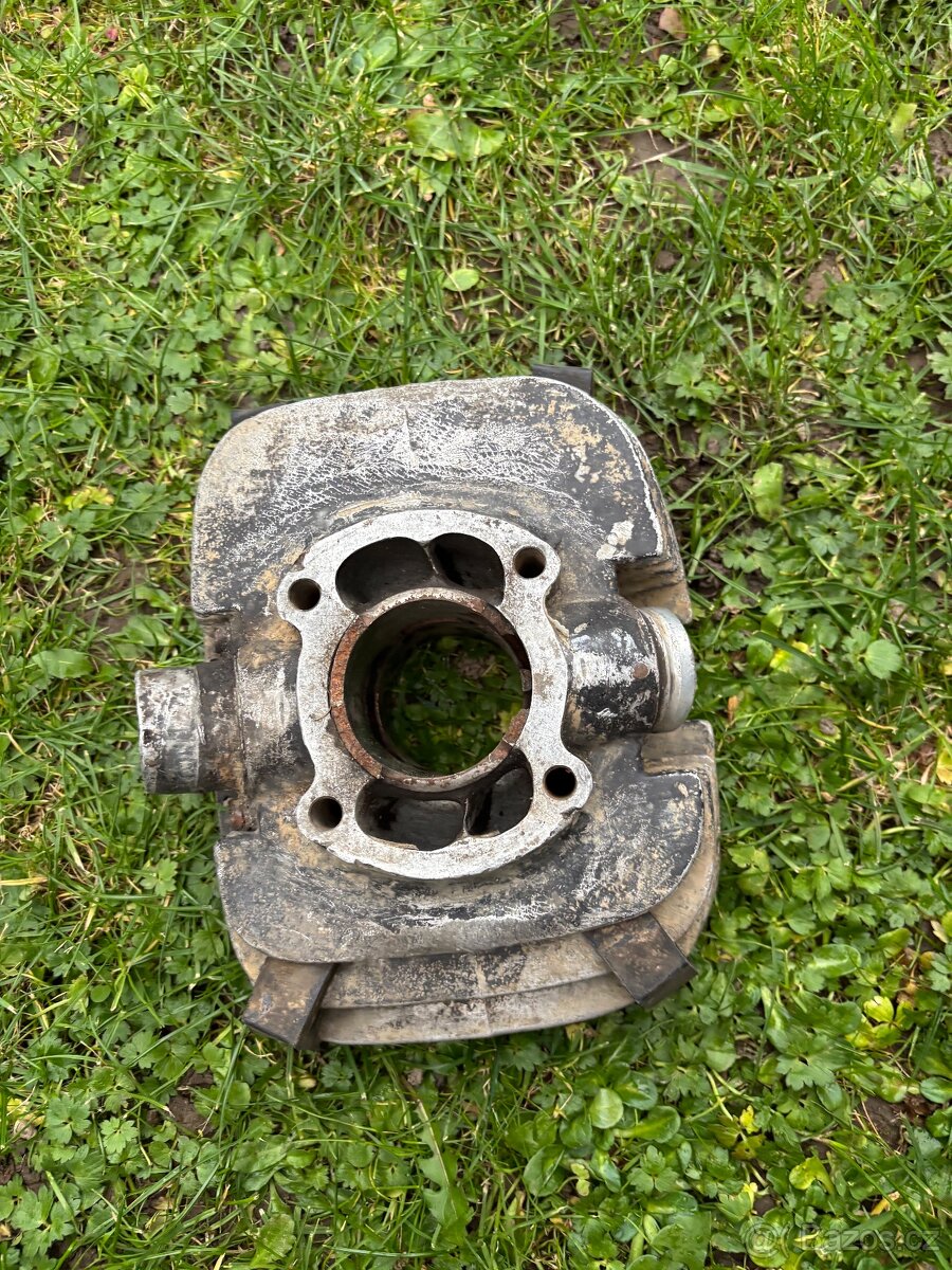 Válec ČZ 125/516 - 2