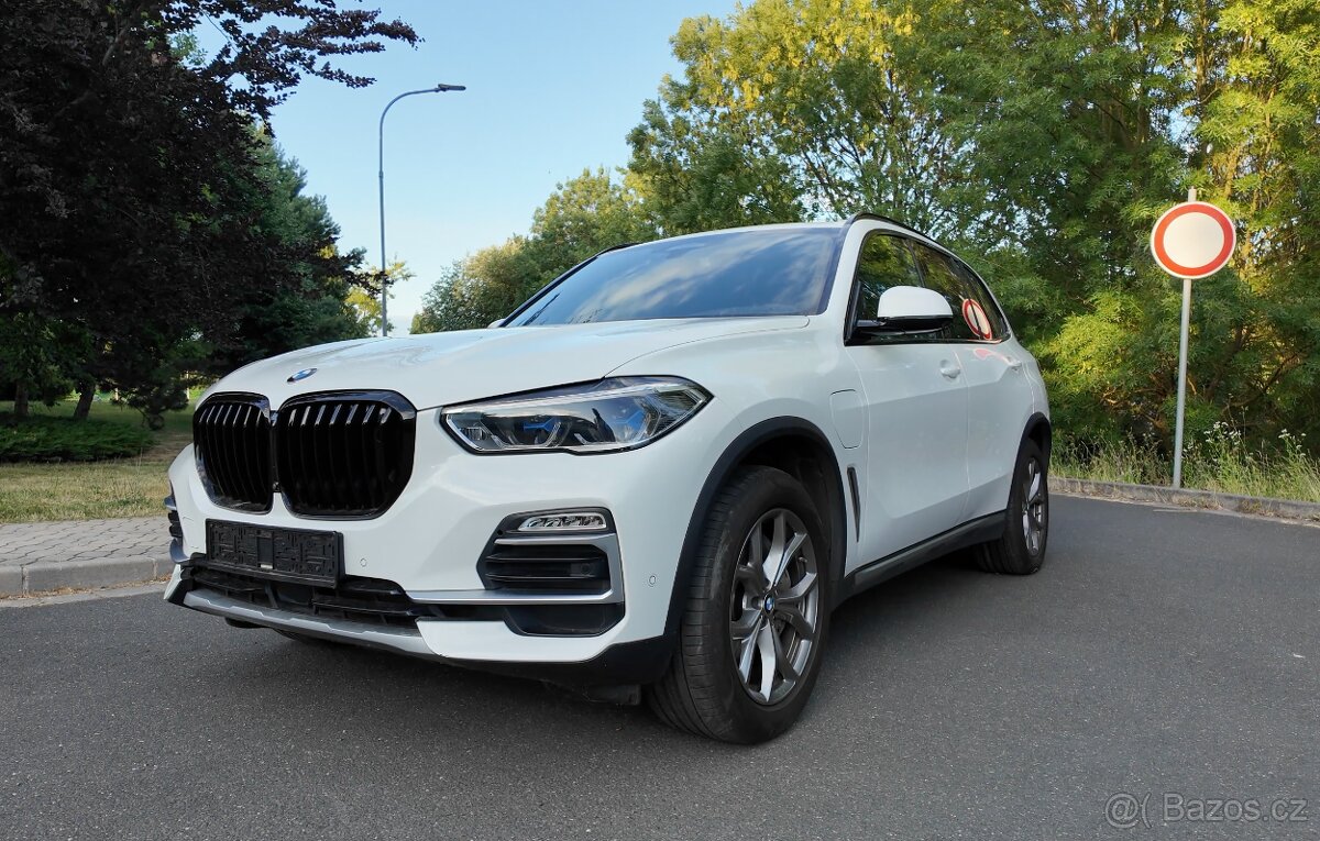 BMW X5 45e xDrive + zimní pneu - 2