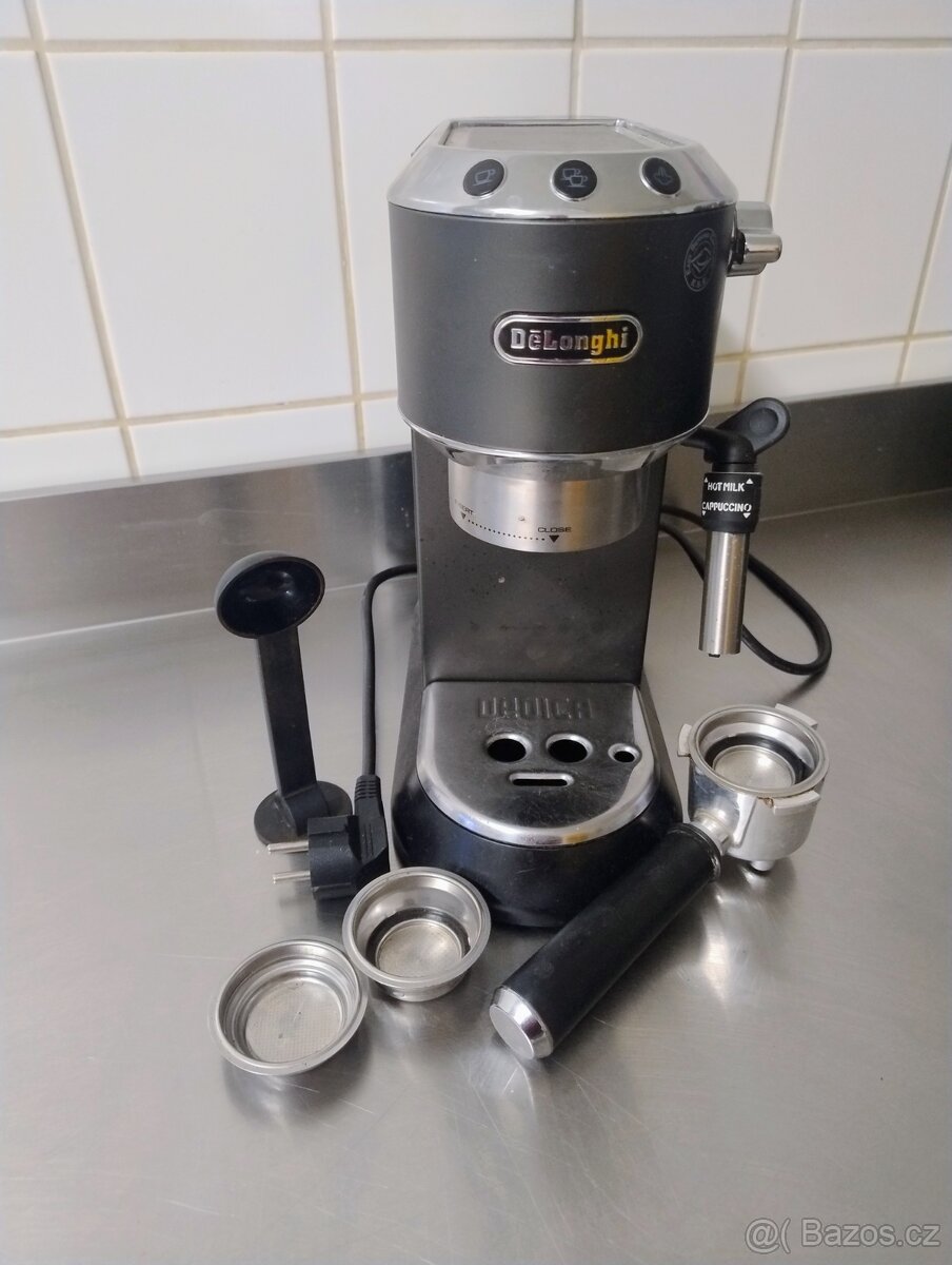 Kávovar DeLonghi - 2