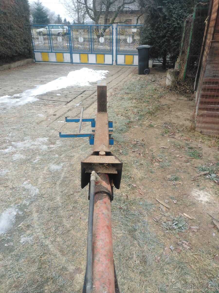 Štípačka dřeva - 2