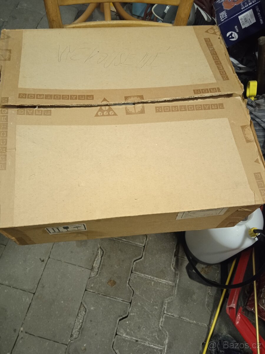 Hodiny pragotron - 2