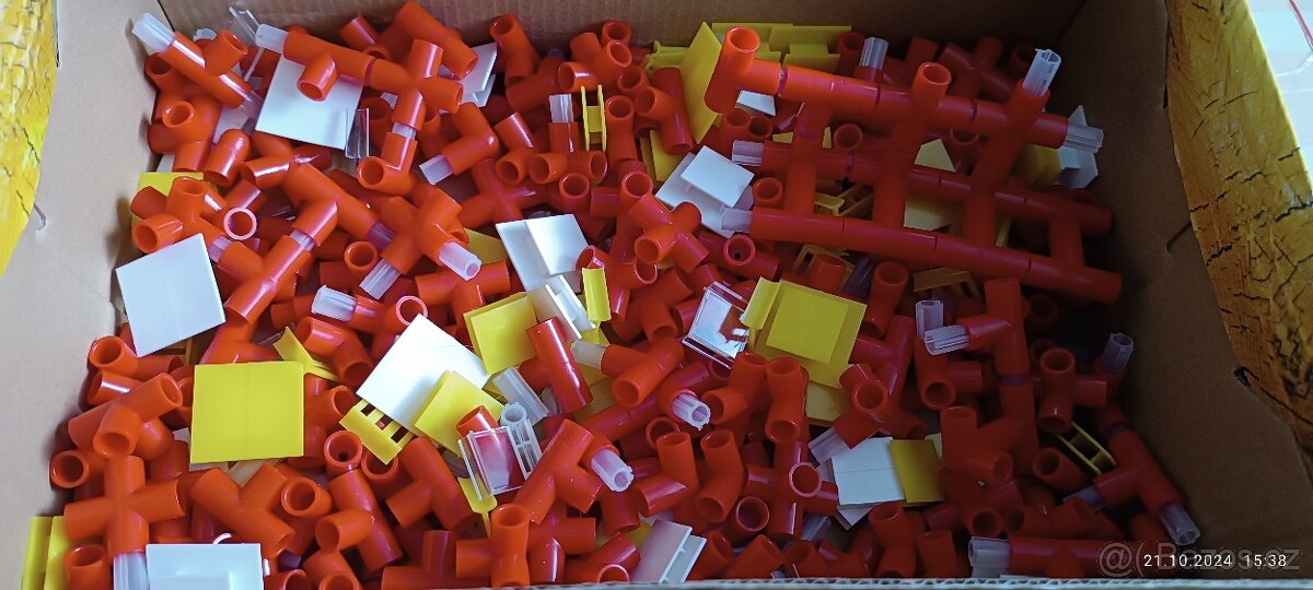 Retro plastic stavebnice - 2