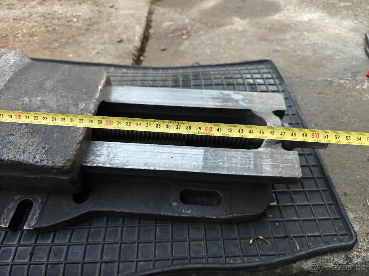 Svěrák Strojní - 2