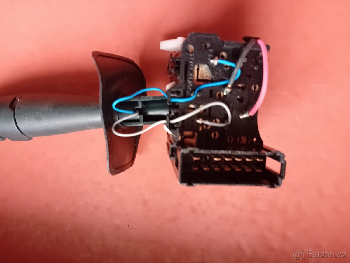 Spínač světel a blinkrů Renault - 2