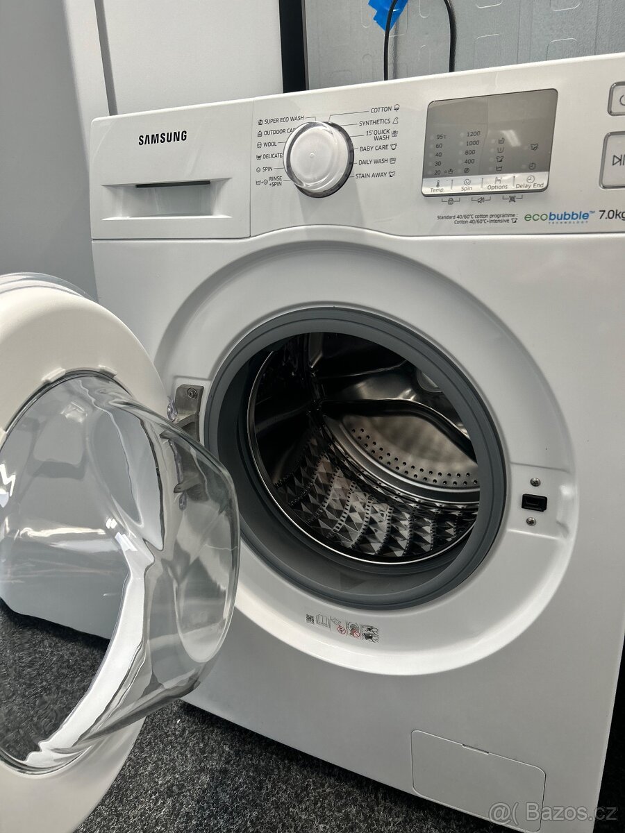 Pračka Samsung WF70F5EDW2W - 2