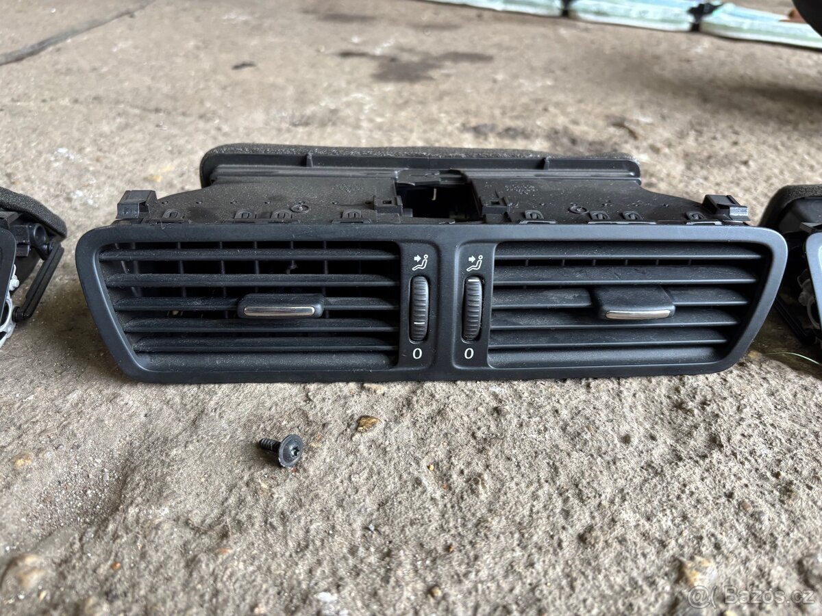 Výdechy Passat b6 - 2