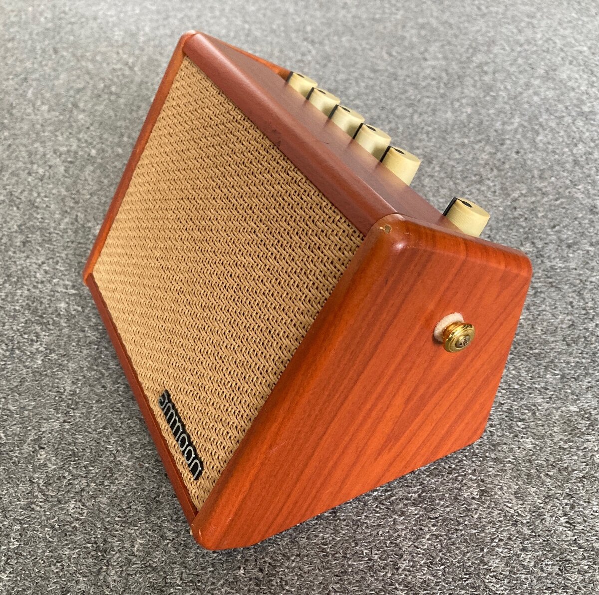 Přenosné kytarové kombo Ammoon AC-15 - 2