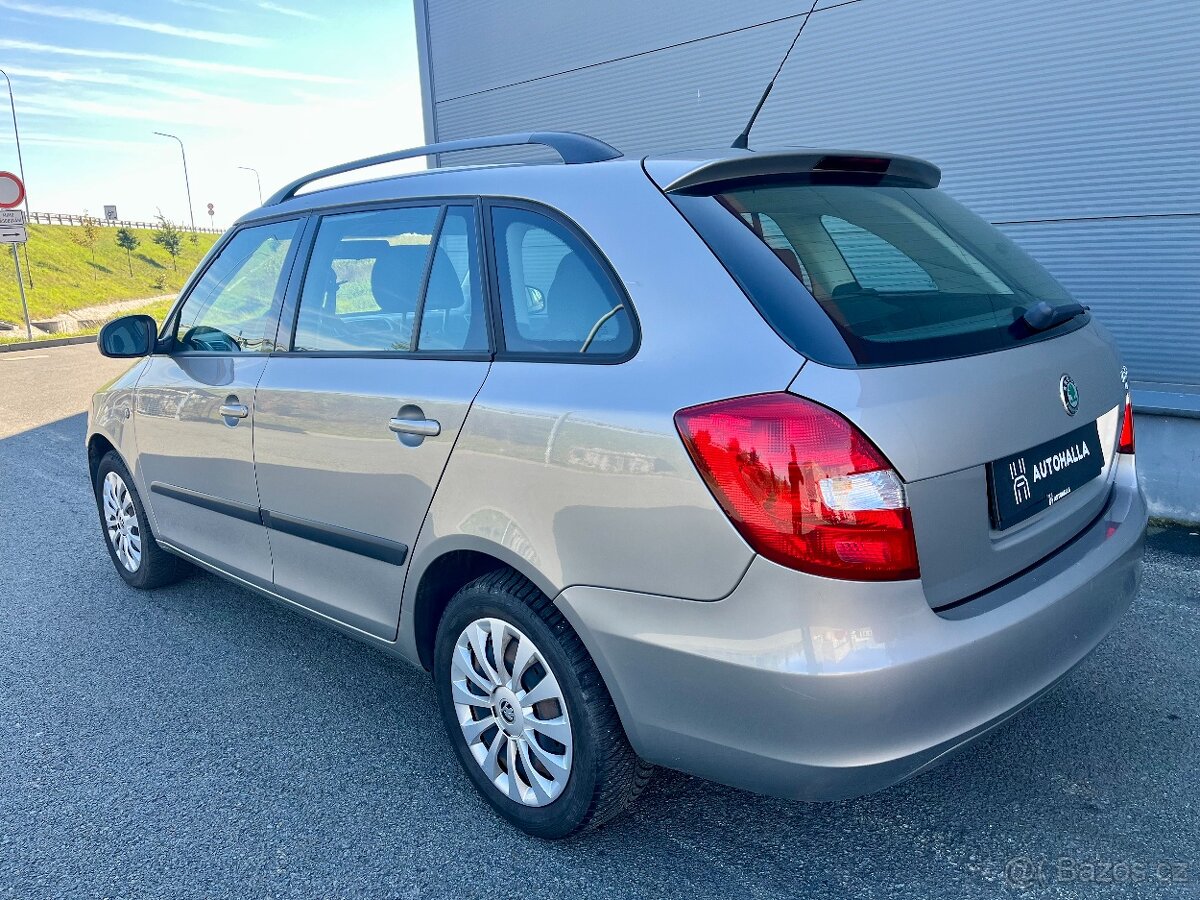 Škoda Fabia 1.4i 16V 63kW Tažné KLIMA Tempomat ESP AUX - 2