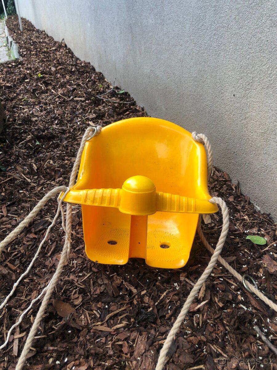 Dětská houpačka s pískátkem - 2