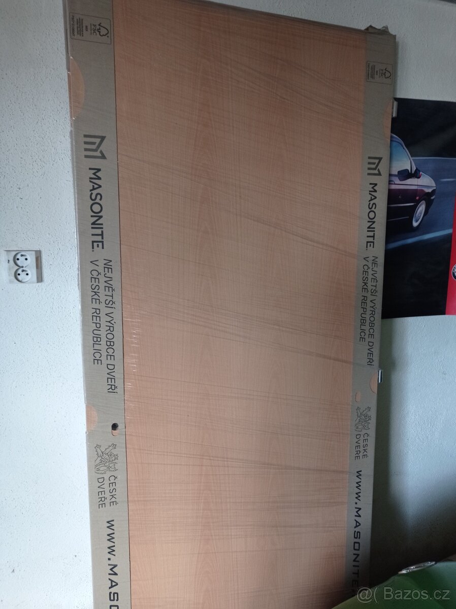 Dveře vnitřní pravé, plné,buk š.80, 3 ks - 2