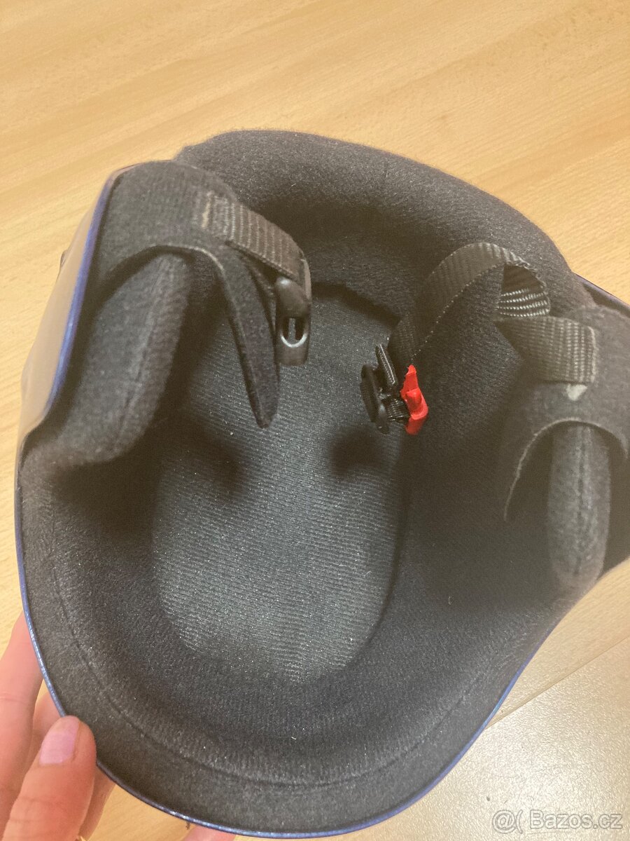 Lyžařská přilba - 2