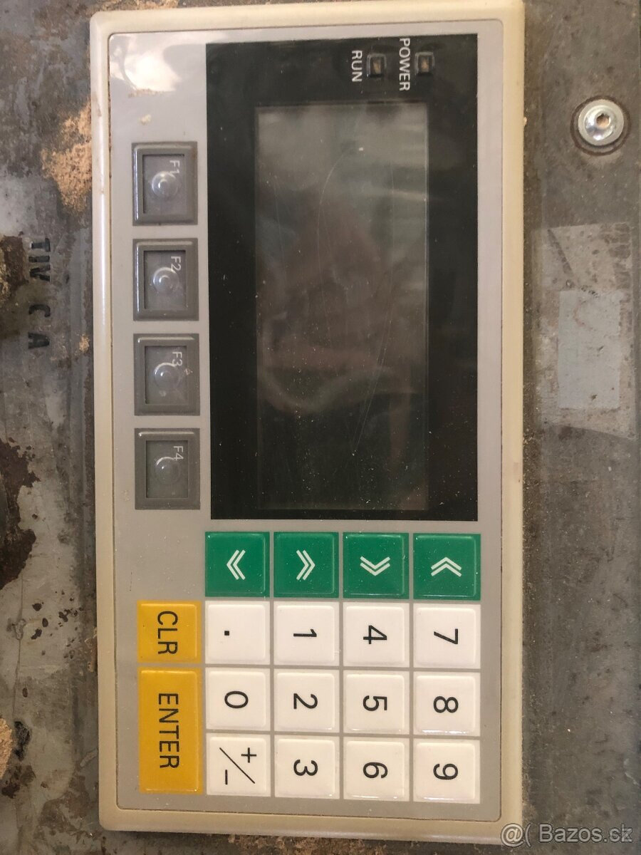 Kotúčova píla UP 700 STROJCAD - 2