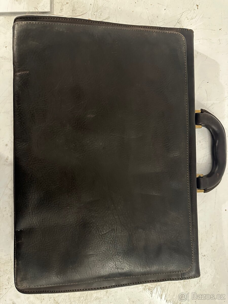 Kožený kufřík - 2