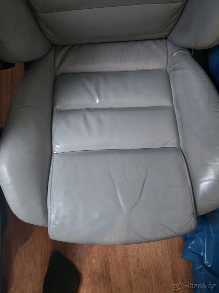 Superb 1 sedačky laurin a klement - 2