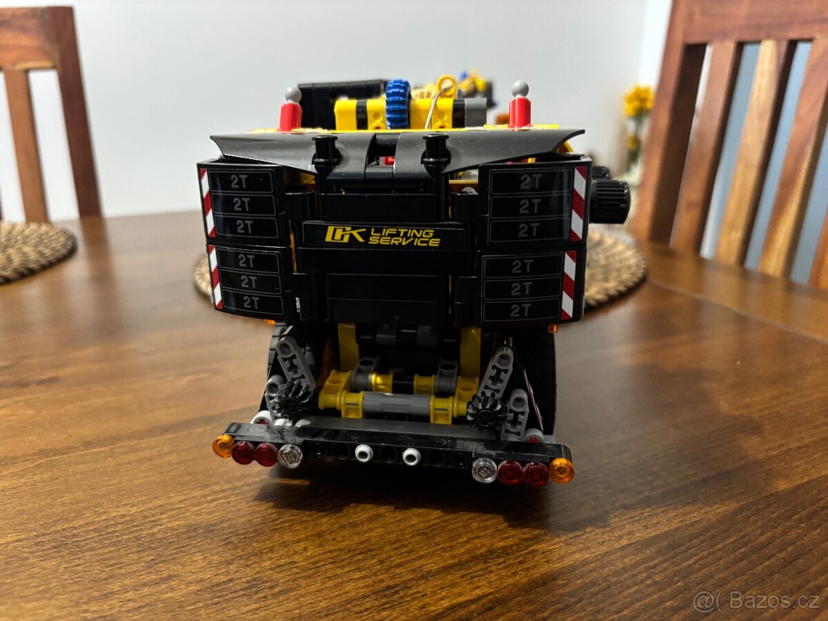 LEGO technic 42108 Pojizdny jerab - 2