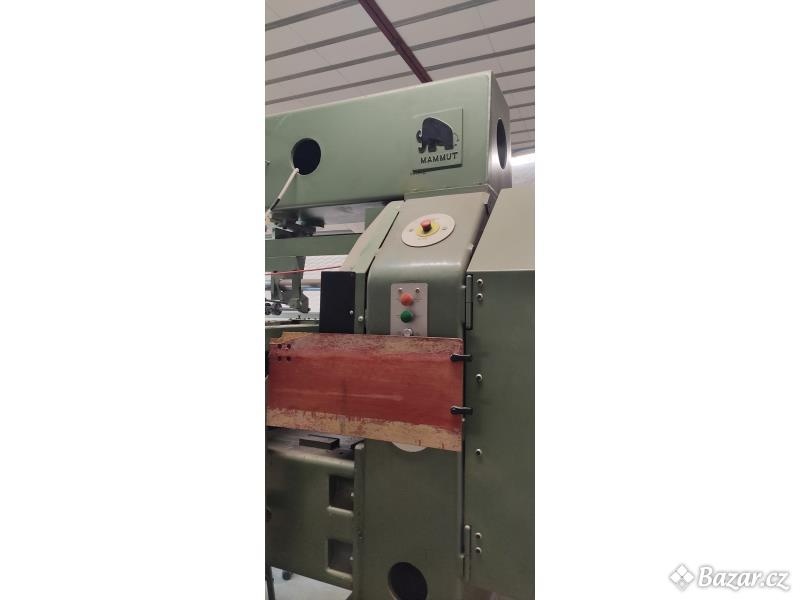 Prošívací stroj MAMMUT VMK Velkoformátový prošívací stroj - 2