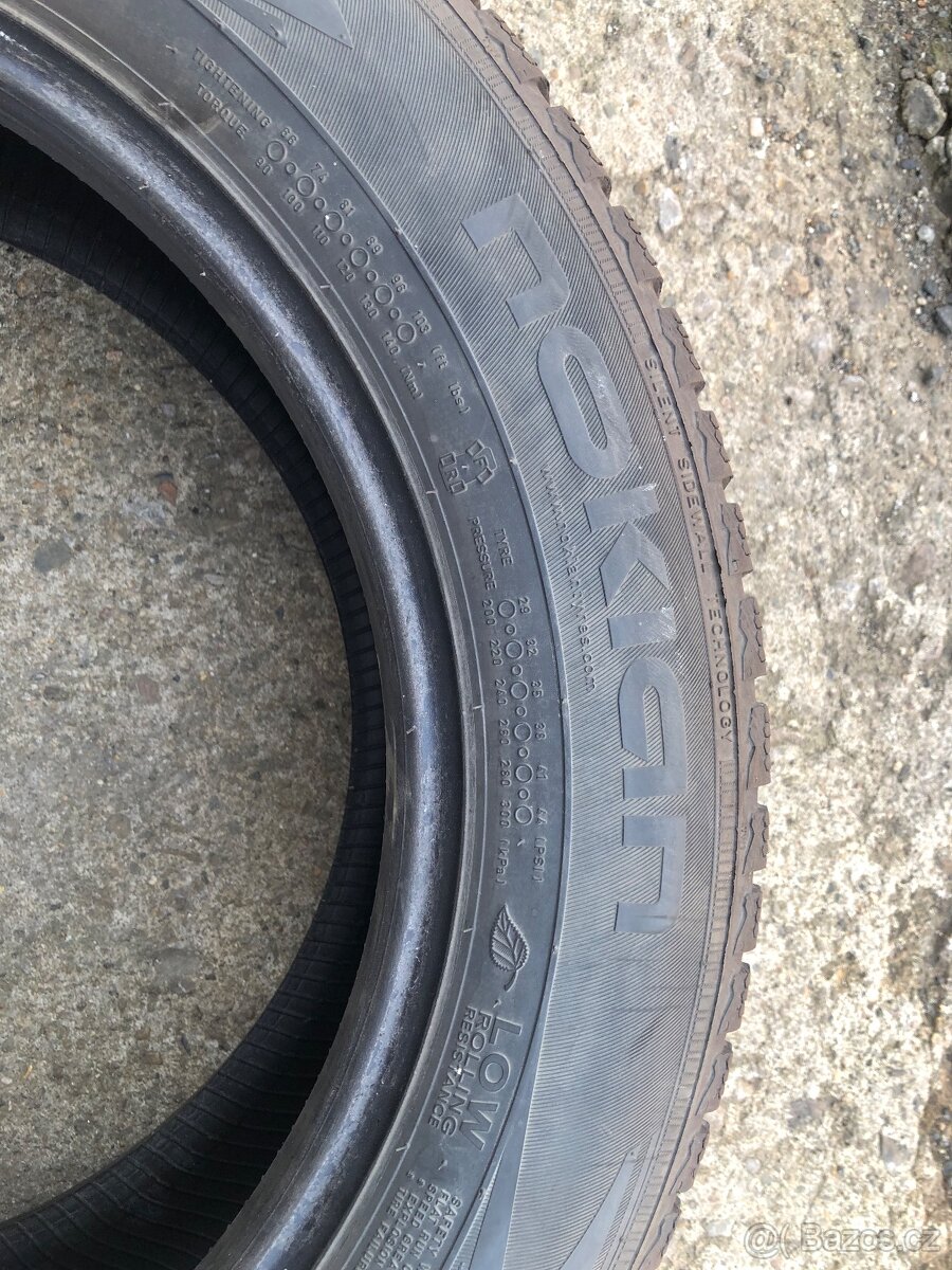 Zimní pneu 205/60R16 92H - 2