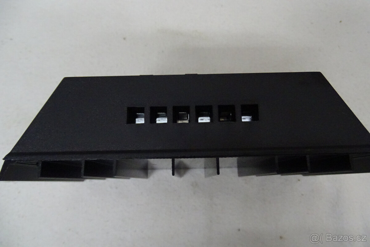 Solární regulátor napětí 30A PWM - 2