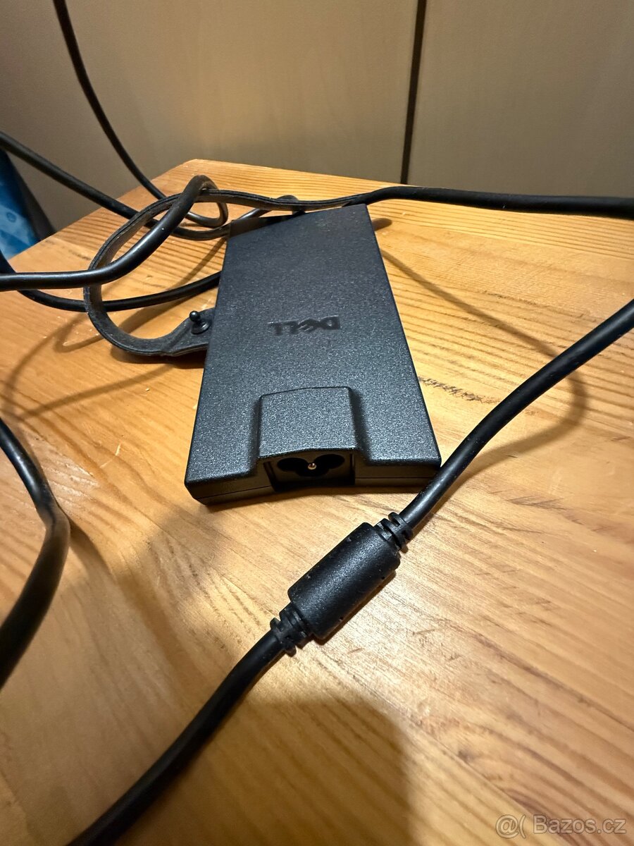 originální 90W AC adaptér Dell - 2