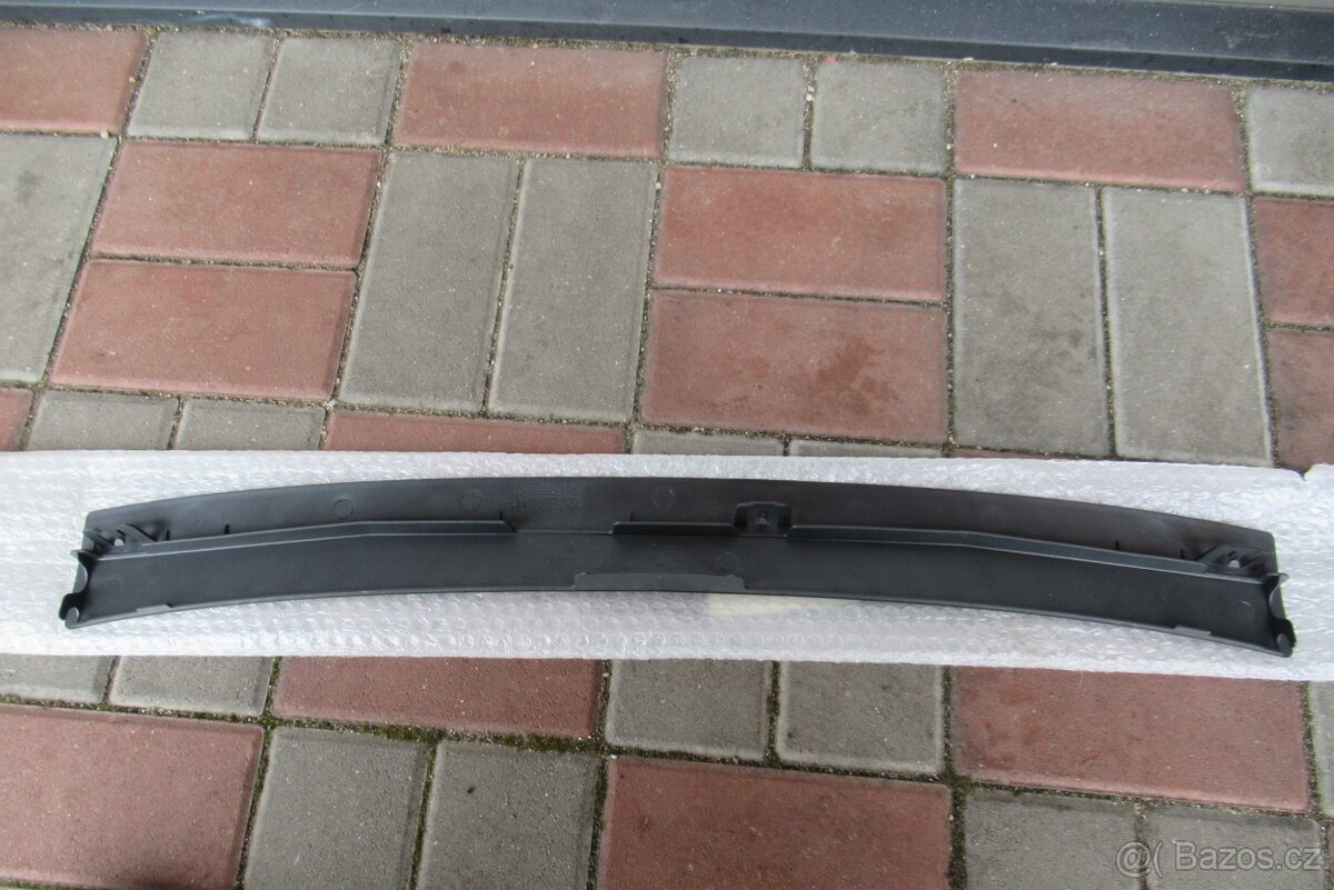 Kryt předního nárazníku Audi A4 - 2