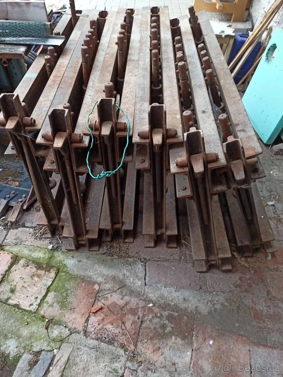 Ruční lis, truhlářské poky - 2