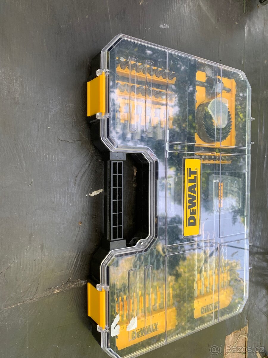 Velká sada DEWLT - 2
