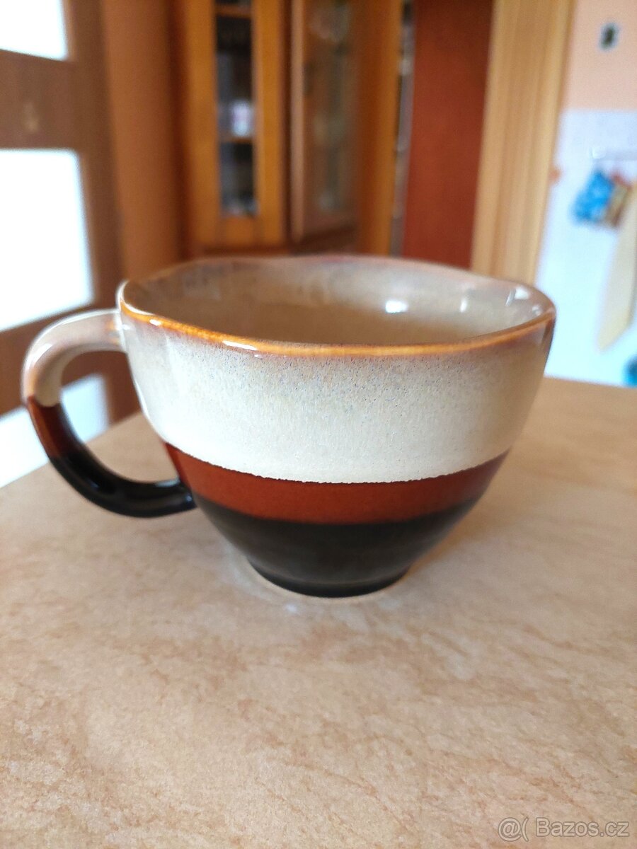 Nový kameninový hrnek - 2