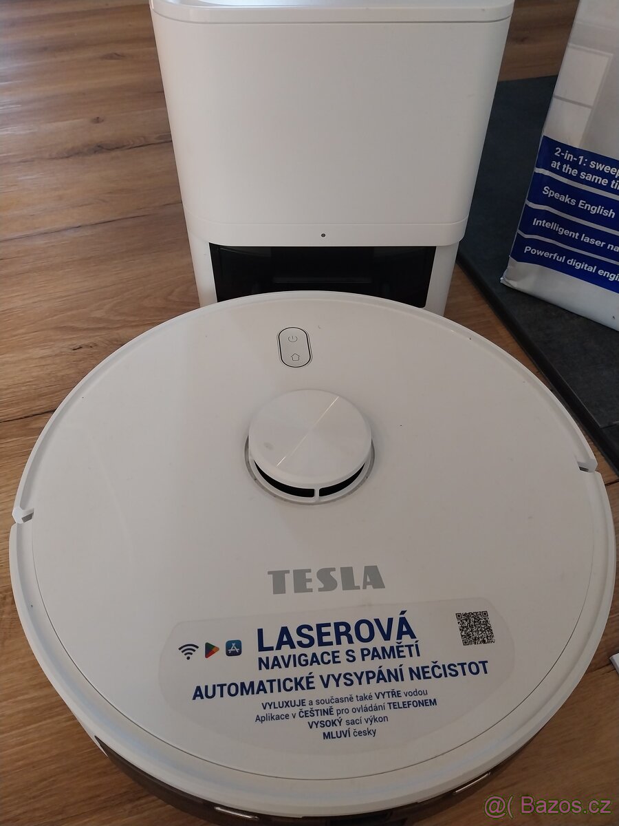 Tesla roboticky vysavač s mopováním - 2