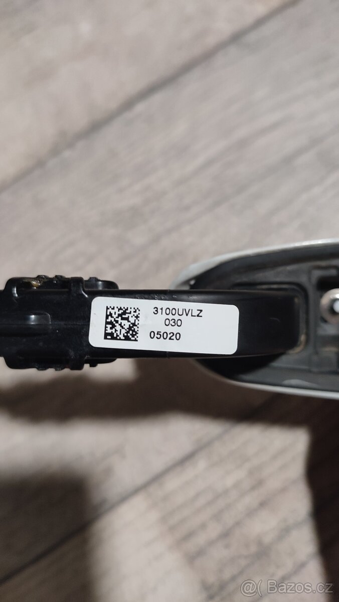 Dveřní klika ford mustang 15+ - 2