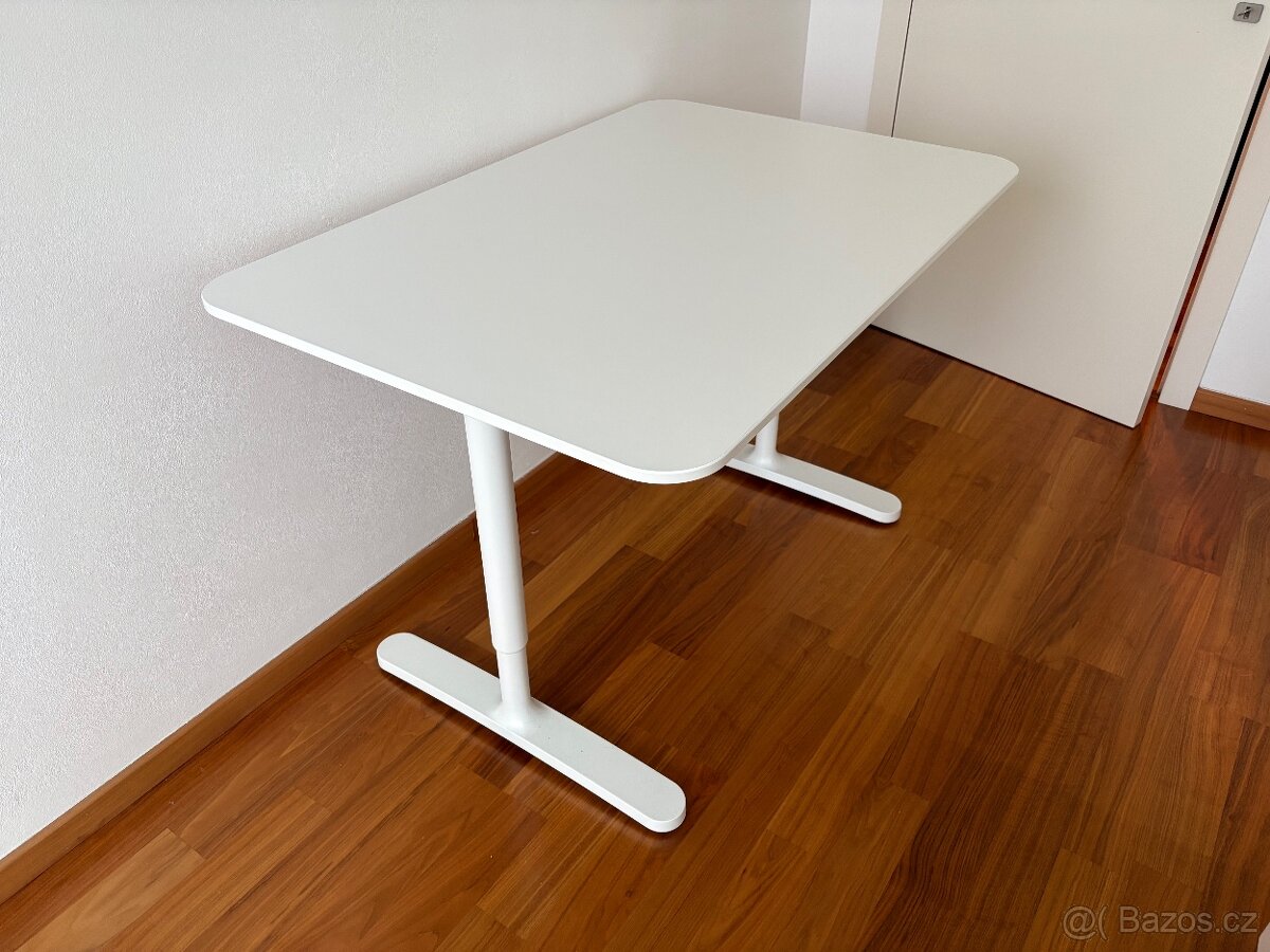 Pracovni stul IKEA Bekant - 2