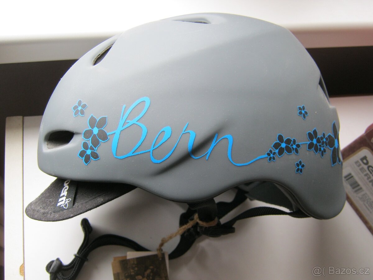 Nová dámská helma BERN Berkeley vel. S (54-55,5cm) - 2